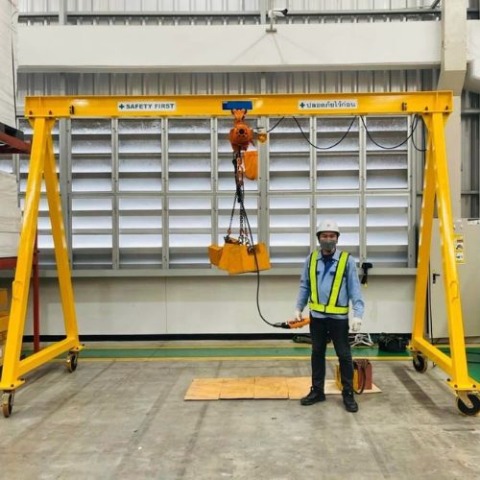 Manual gantry crane (A-frame)
